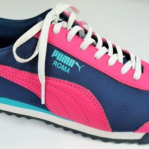 Puma Sneakers